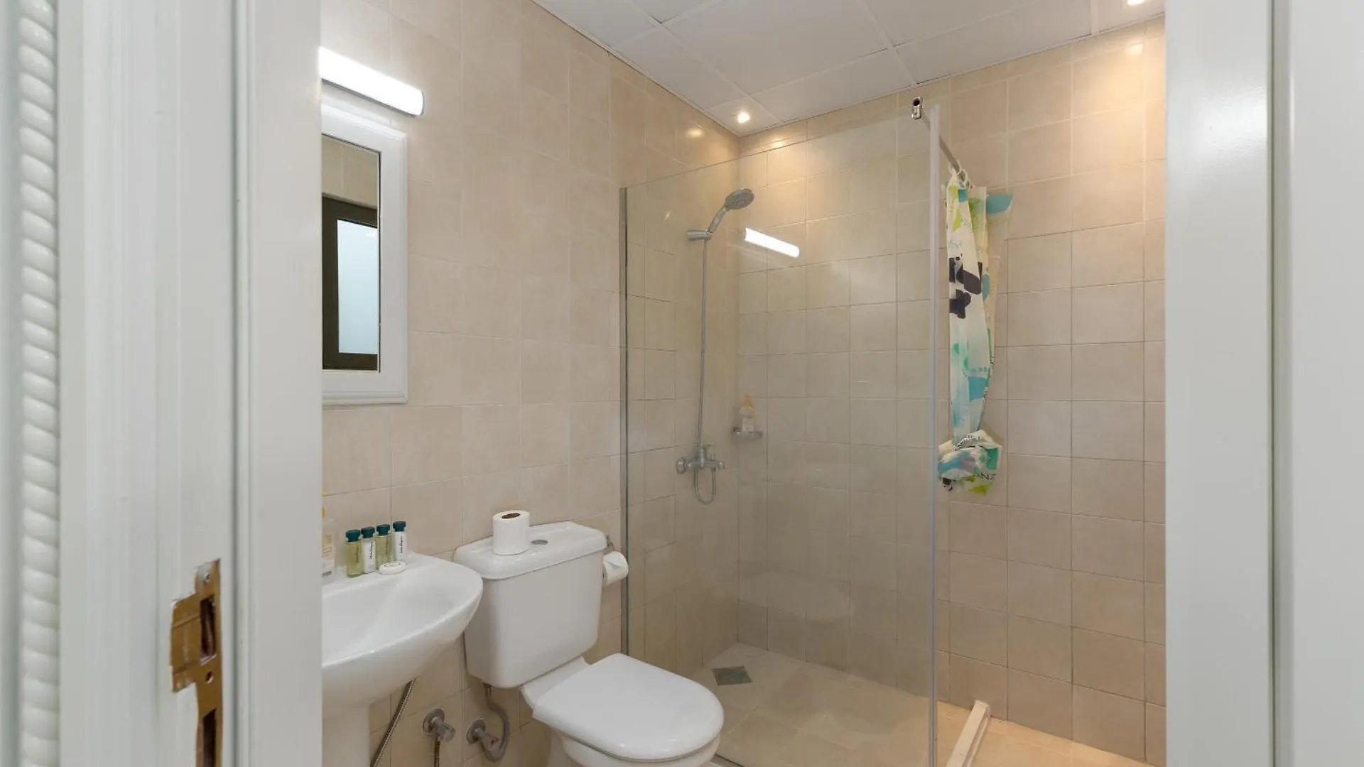 Frond M, Beachfront Villa, Palm Jumeirah - Mint Stay Dubai 0*,