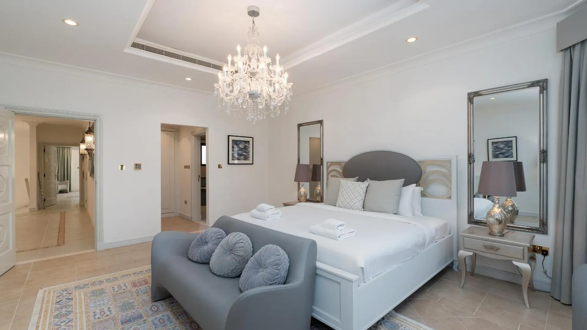 Frond M, Beachfront Villa, Palm Jumeirah - Mint Stay Dubai